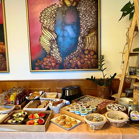 Duran Guest house